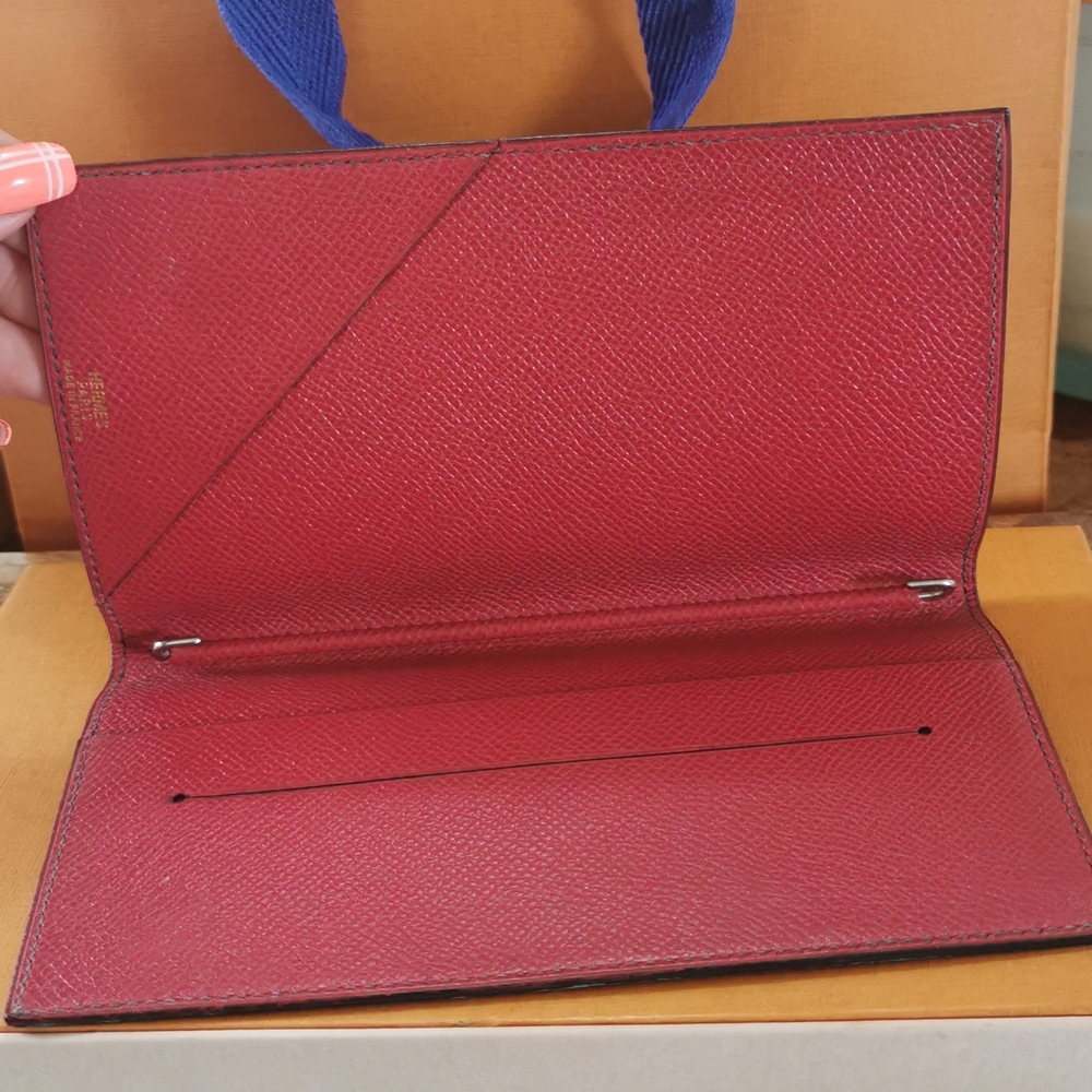 100% Authentic HERMES Wallet - Picture 6 of 11